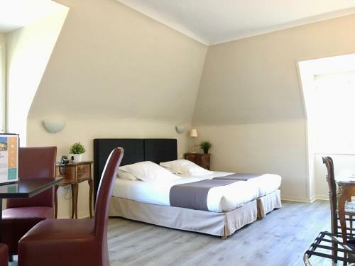 Logis Hotel Le Relais De La Poste