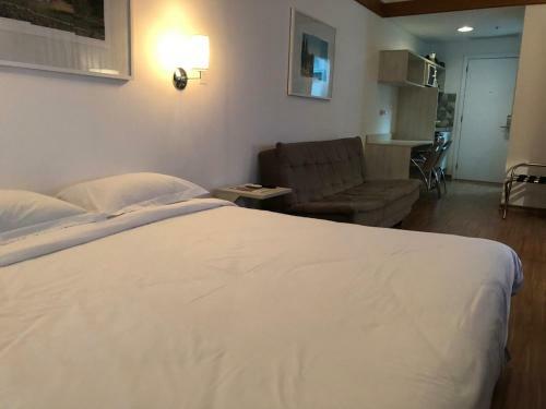 Apartamentos Away Expocenter Norte
