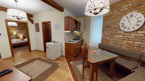 Apartm�n Marta, 200 M Ski Tatranska Lomnica