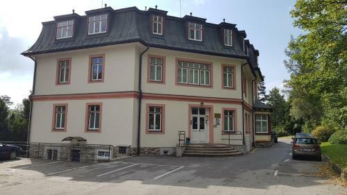 Apartm�n Marta, 200 M Ski Tatranska Lomnica