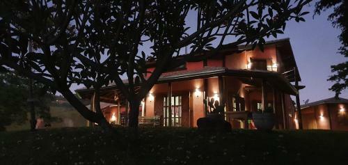 Bed & Breakfast Ellementares Guest House