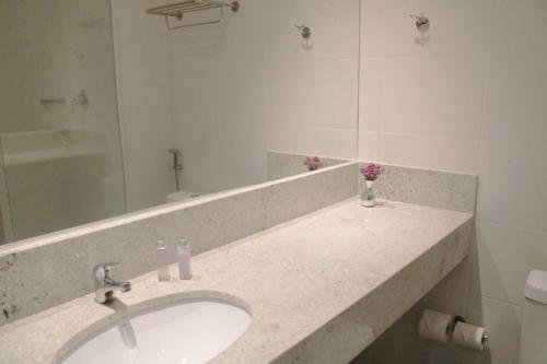 Apartamento Conforto, Praticidade E Localiza��o Privilegiada