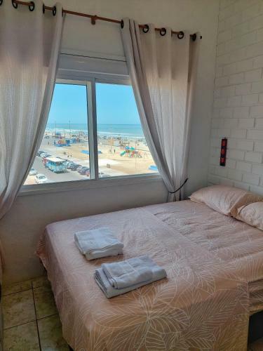 Apartamento Incr�vel Sacada A Beira Mar Apto 3q