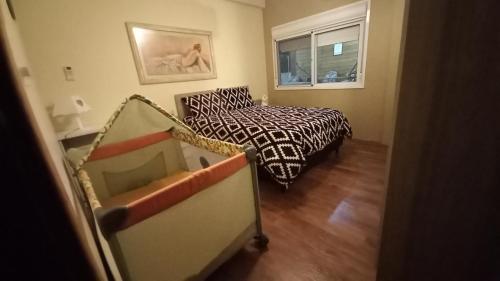 Casa Na Beira Da Lagoa Com Piscina E Rampa Para Embarca��es