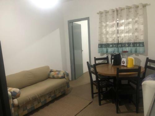 Apartamento Aconchegante Em Tramanda�, No Centro.