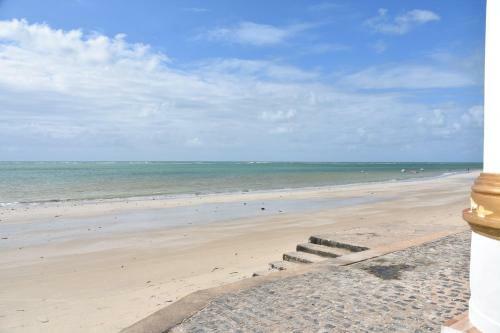 Apartamento Flat Maui Beach- Com Vista E De Frente Para O Mar