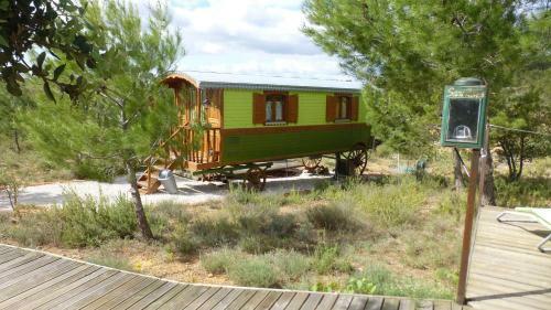 Bed & Breakfast Les H�tes De La Combe Mouis