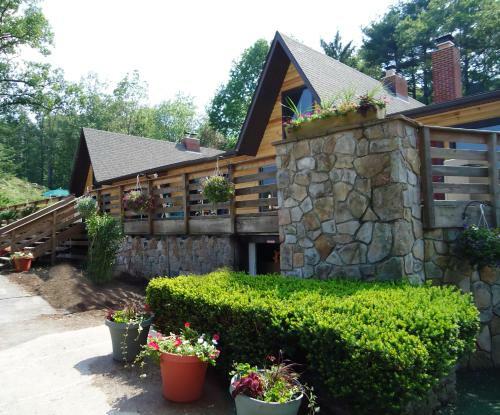 Hotel Inn At Deep Creek