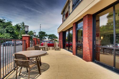 Posada Drury Inn & Suites Evansville East