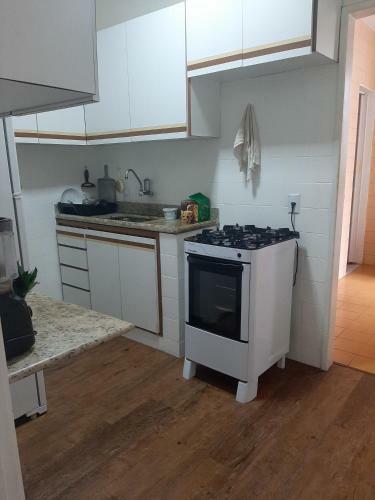 Quarto Amplo E Muito Confort�vel Em Apartamento Espa�oso