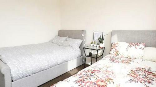 Spacious Apartment In Carrer Platja Don Bossa