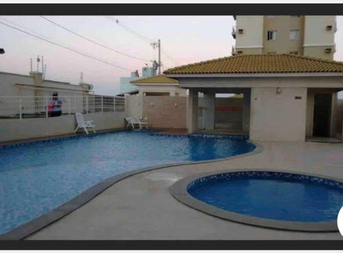 Apartamento 2 Quartos Condom�nio Com Piscina