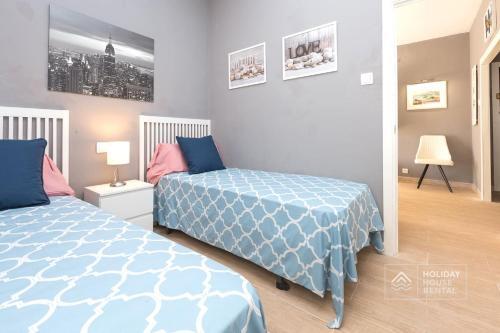 S12 � Beach Front Apartment --free Wifi-