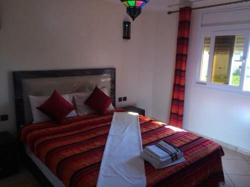 Hostal Itrane Guest House