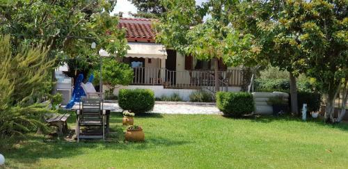 Country House By The Sea !!!