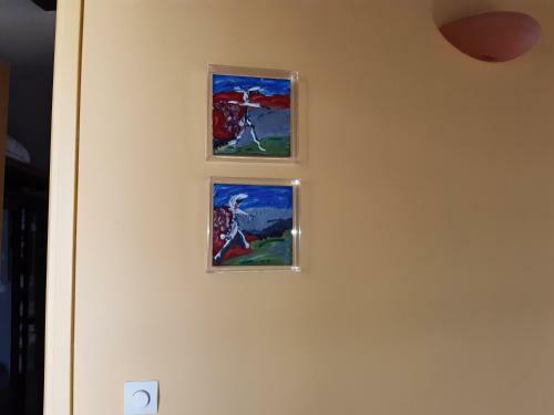 Red Art Maisonette