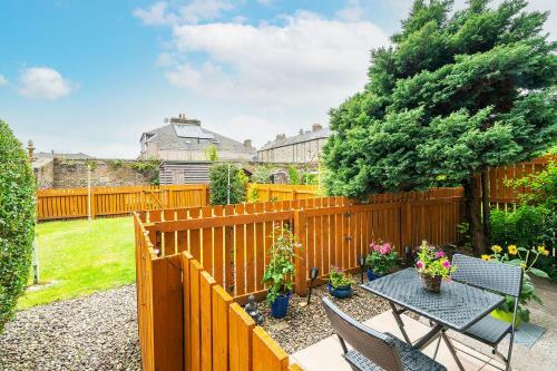 Church Street Garden Apartment
