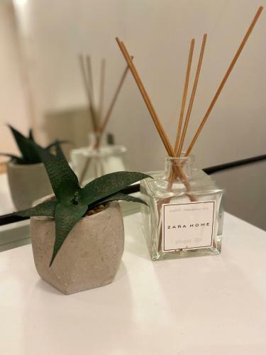 Apartamento 1 Bed Ground Floor Flat With Covered Balcony