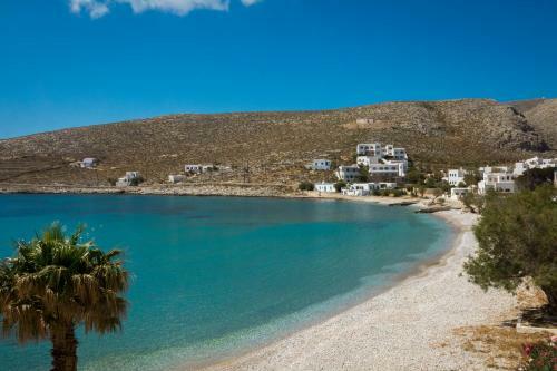 Glaros Luxury Apartments In Folegandros