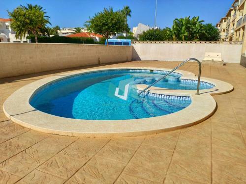 Renovated Apartment With Shared Pool 50m From The Beach