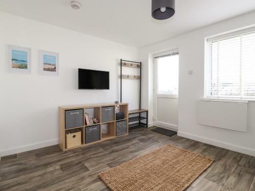 Apartment 9
