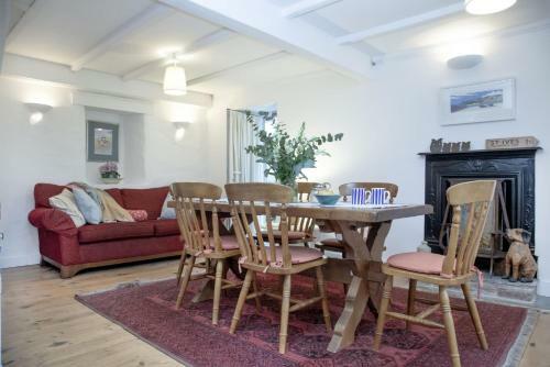 Laity Vean Farmhouse And Hideaway