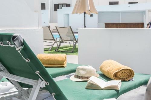 Sunny Days Apartment With Shared Pool And Free Wifi
