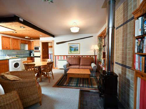 Douglas Cottage