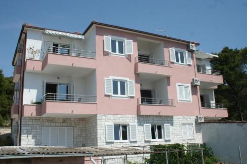 Apartments By The Sea Bilo, Primosten - 3090