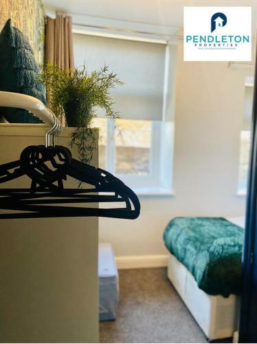 2 Bed Apartment For Leisure & Business