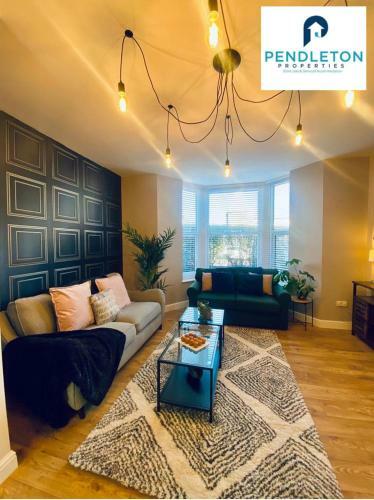 Apartamento Leisure, Business Stays 1 Bed Flat W Parking