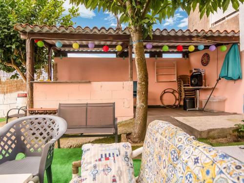 Spacious Holiday Home In Santiago De Compostela With Pool
