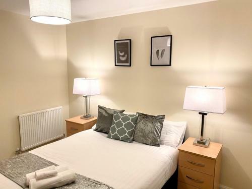 Superior Two-bed Apartment With Free Parking, Cv1 Coventry