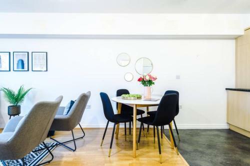 Paladine Place Serviced Apartment Coventry