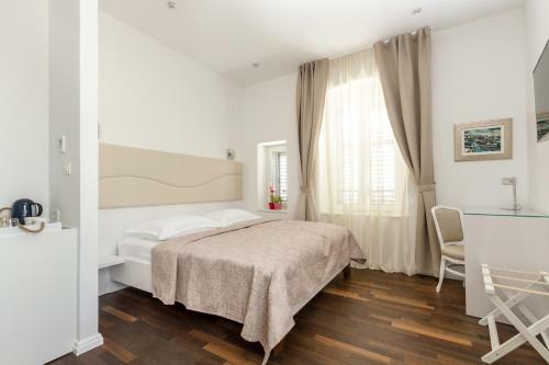 Hostal Pellegrini Luxury Rooms