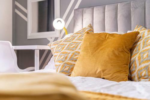 Riley House Spacious City Apartment