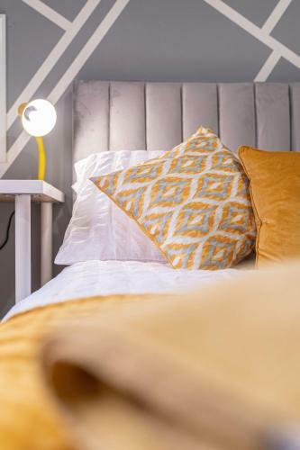 Riley House Spacious City Apartment