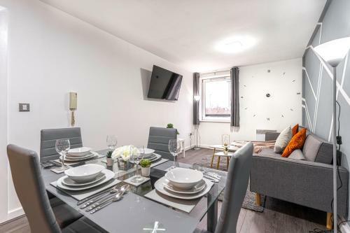 Jkg Property Solutions Presents Cosy City Apartment