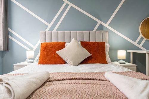 Jkg Property Solutions Presents Cosy City Apartment