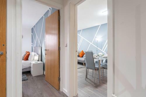 Jkg Property Solutions Presents Cosy City Apartment