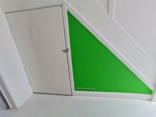 Contractor House With Parking & Netflix & Ev Charging Bac By Passionfruit Properties