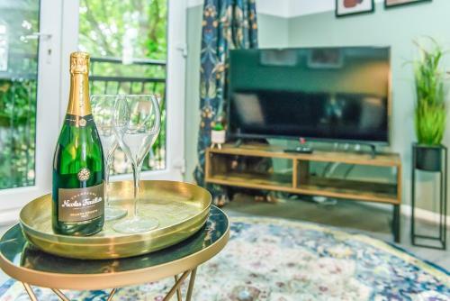 Pipkin Place Serviced Apartment Coventry