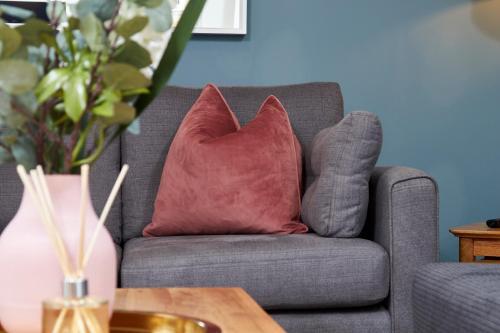 Fantastic Brand New 3br House Wparking Sleeps8