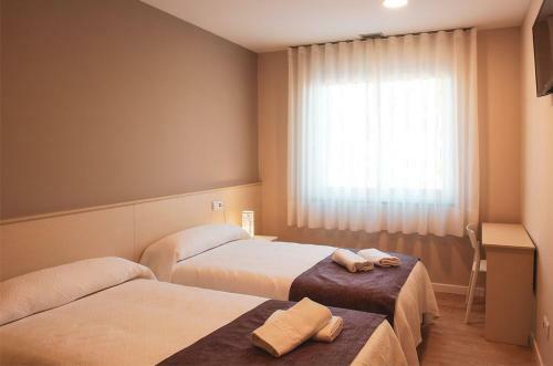 Hostal La Puerta De Arz�a