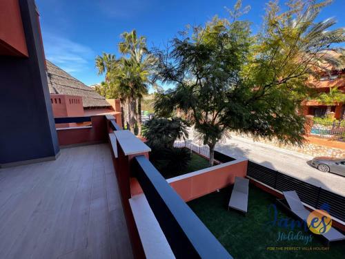 Luxurious 1st Floor Apartment With Com Pool Vm22