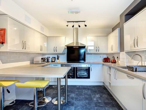 Hostal Townhouse Plus @ 166 Edleston Road Crewe