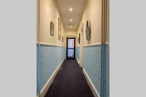 Seagulls Rest Marine Themed Seaview Apartment