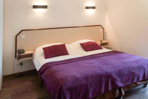 Hotel Logis Hostellerie Des Monts Jura