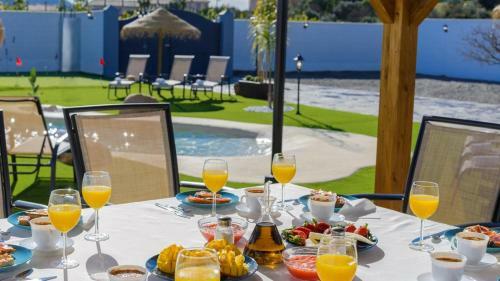 Casa Serrano C�rtama By Ruralidays