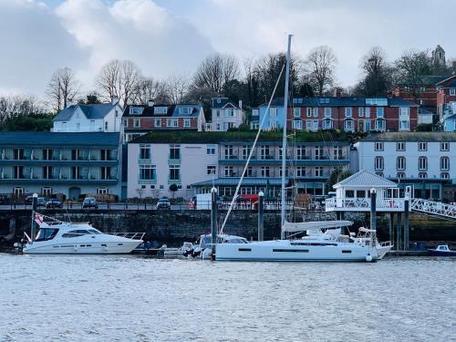 The End House - Cosy And Central (dartmouth)